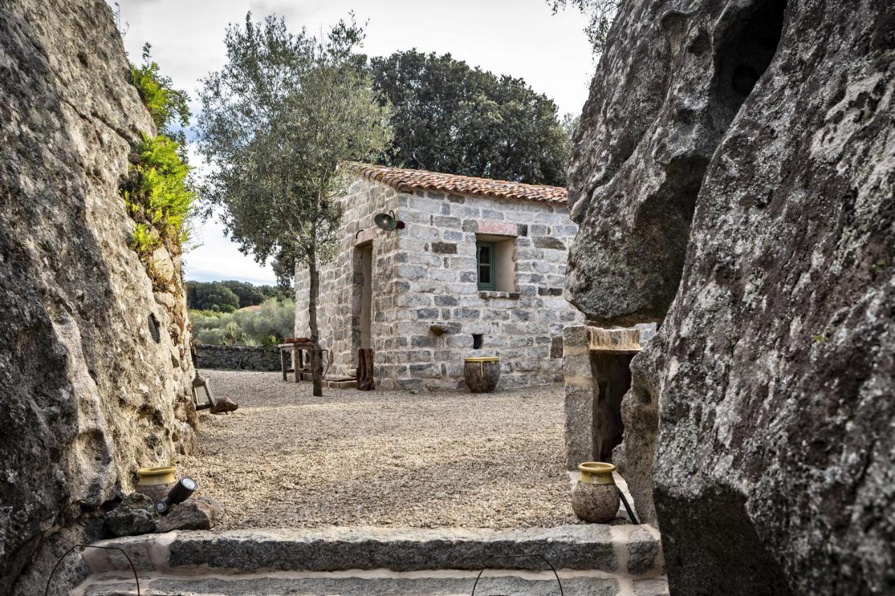 Gallicantu Stazzo Retreat Luogosanto Buitenkant foto