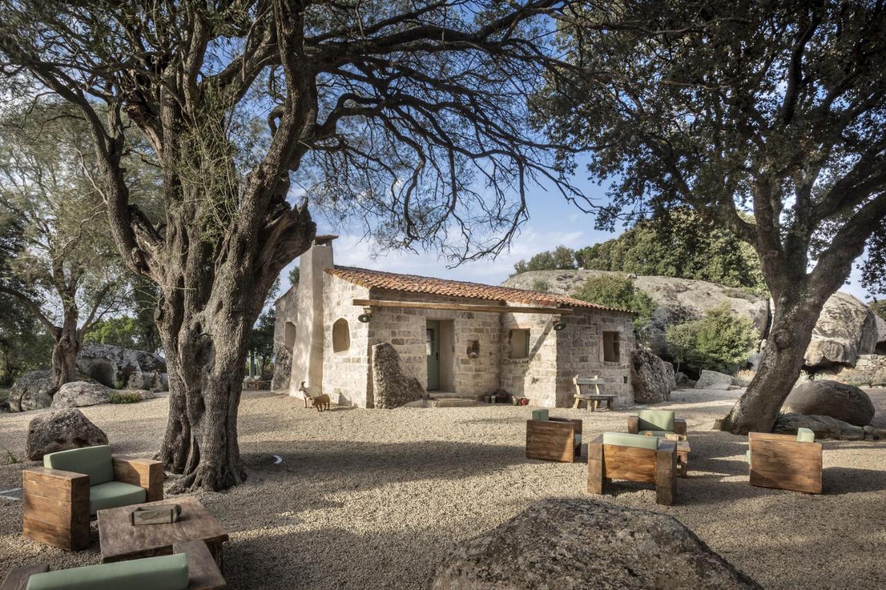 Gallicantu Stazzo Retreat Luogosanto Buitenkant foto